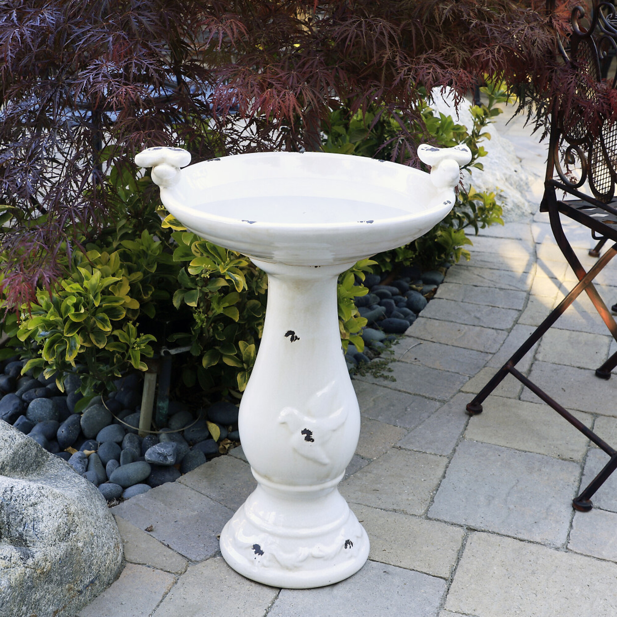 Alpine Corporation, Antique Light Brown Ceramic Birdbath with Birds, Model# TLR102LBR